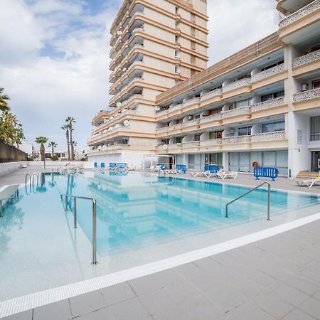 Un Dormitorio En Playa De Las Americas Адехе Екстериор снимка