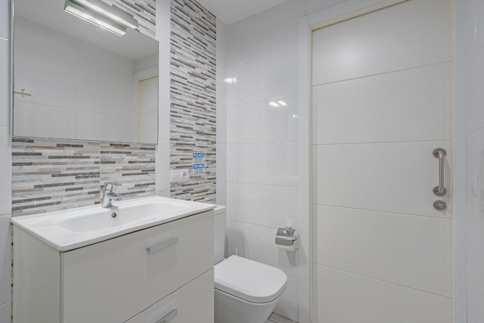 Un Dormitorio En Playa De Las Americas Адехе Екстериор снимка