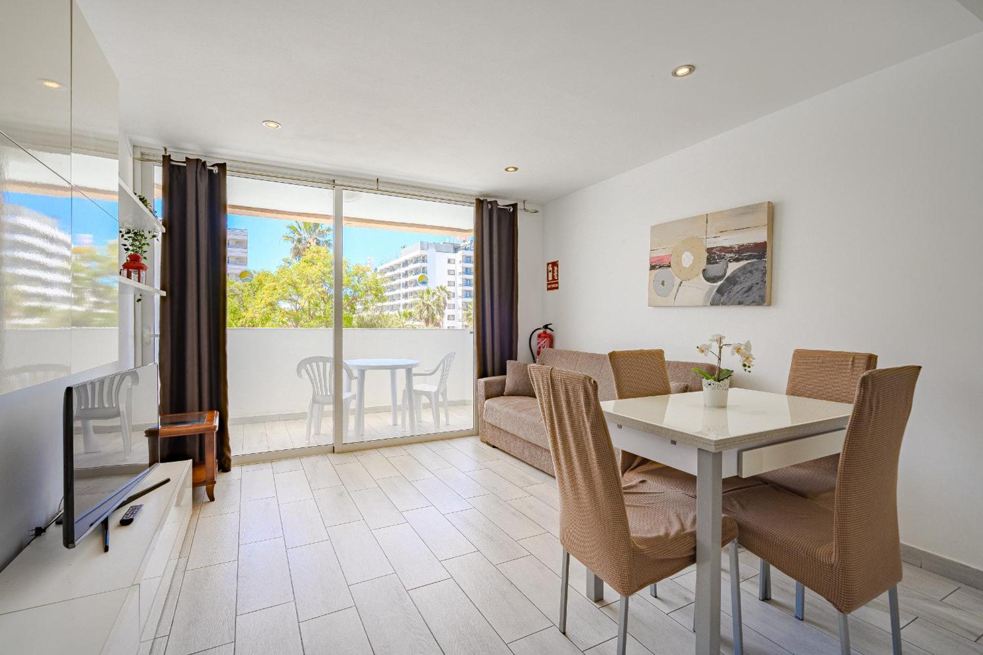 Un Dormitorio En Playa De Las Americas Адехе Екстериор снимка