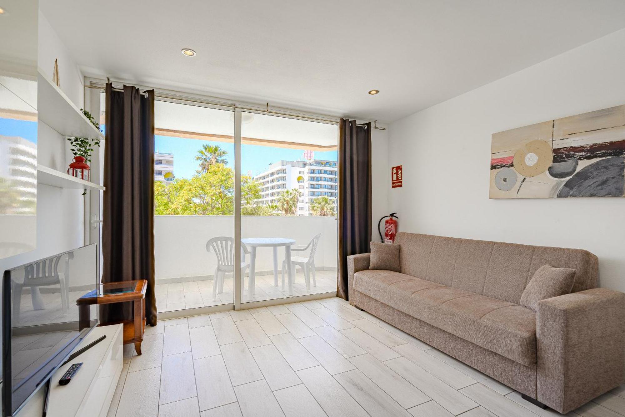Un Dormitorio En Playa De Las Americas Адехе Екстериор снимка