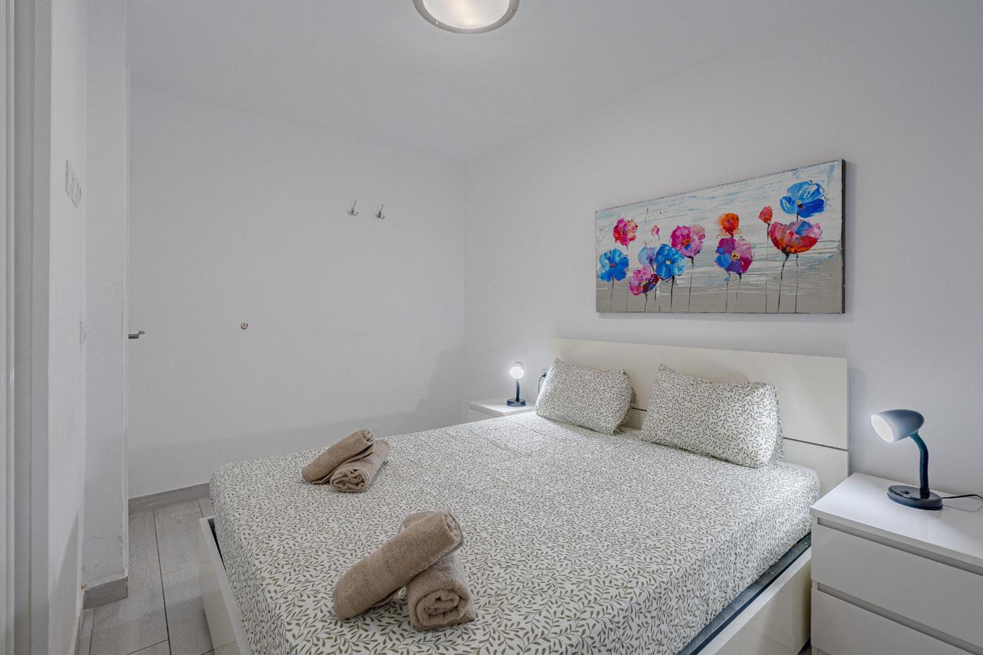 Un Dormitorio En Playa De Las Americas Адехе Екстериор снимка